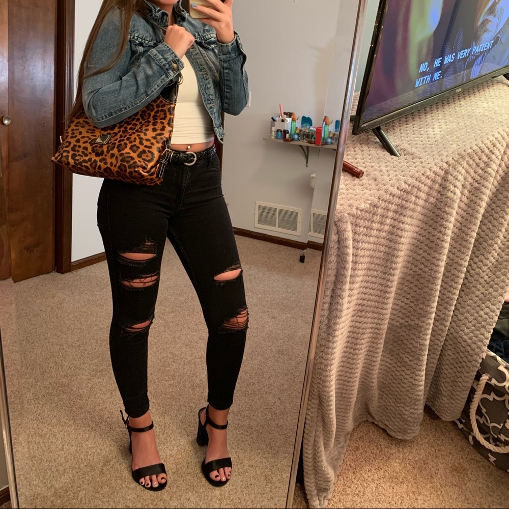 Cheetah Print Purse!! COMPLETE YOUR LOOK!!